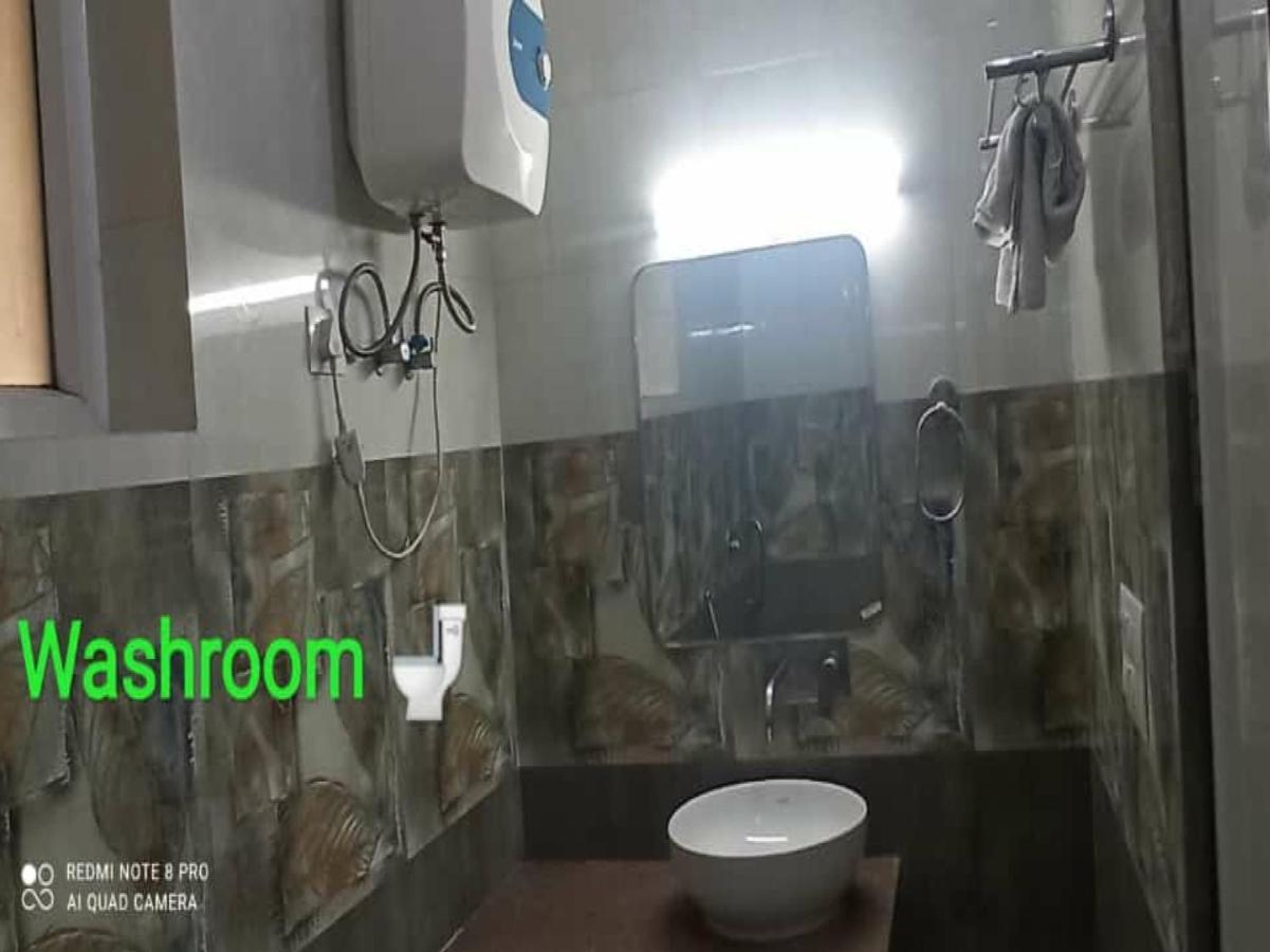 Oyo 74401 Aster Garden Suites Delhi  Exterior photo