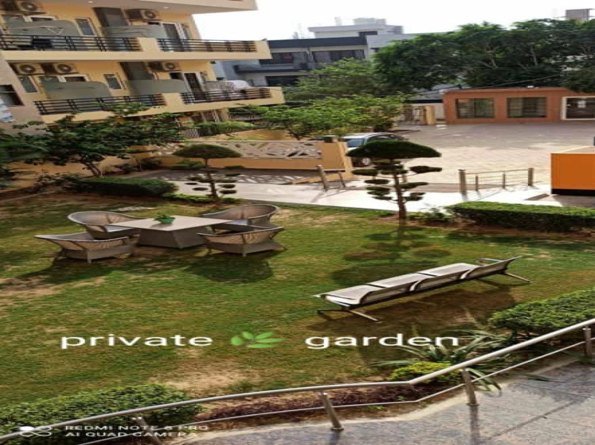 Oyo 74401 Aster Garden Suites Delhi  Exterior photo